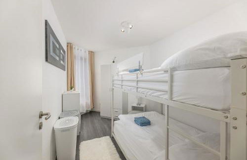 Rob's Flat - Moderne 3-Zimmer-Ferienwohnung mit Terrasse, 6 Schlafplätzen, 2 Min S-Bahn, Weil der Stadt bei Stuttgart - Foto 41