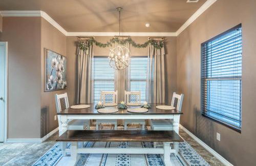 Sunset Retreat, Clean Modern 3BR, Garage, Near 191 - Foto 14