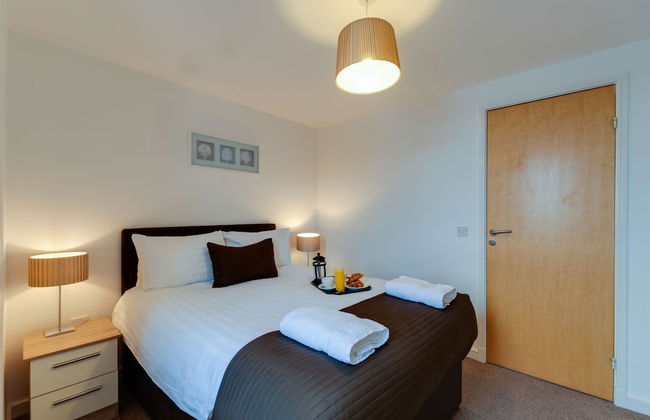 Base Serviced Apartments - The Docks - Photo 7