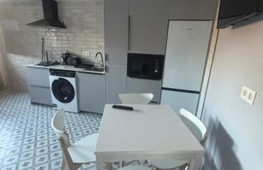 APARTAMENTOS CASA FREDI - Apartamentos les cuartes 1 y 2 - Foto 2