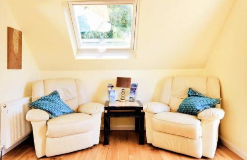 Hunter Heights Loft – Near Ventnor, Isle of Wight - Photo 14