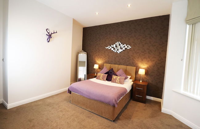 Breck Blackpool - Photo 21