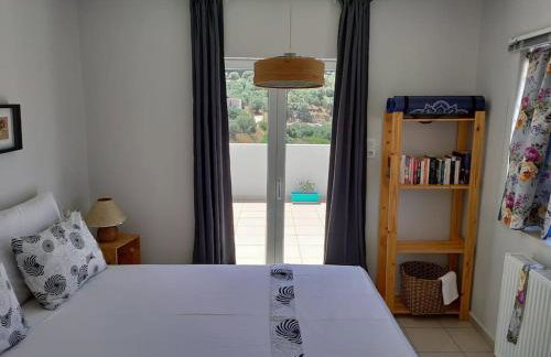 Little Penthouse with Open Terrace - Photo 5