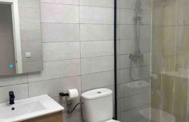 Planta baja moderna y nueva a estrenar en el centro ciudad 2 habitaciones y 2 baños - Foto 9