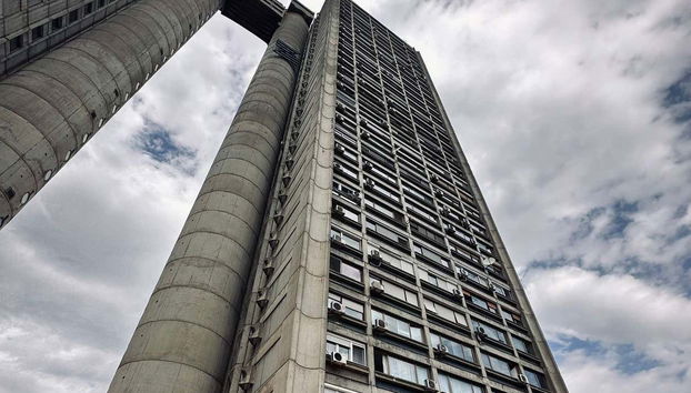 La tour Genex, un exemple clair de brutalisme