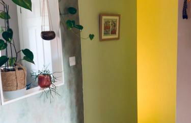 Glastonbury town centre modern apartment - Photo 14