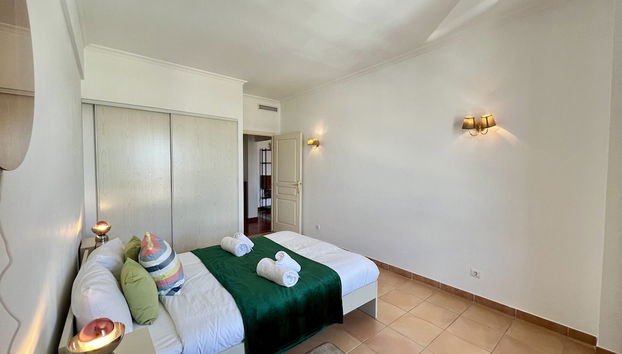 Albufeira Central 9 by Homing - Foto 4, Habitación