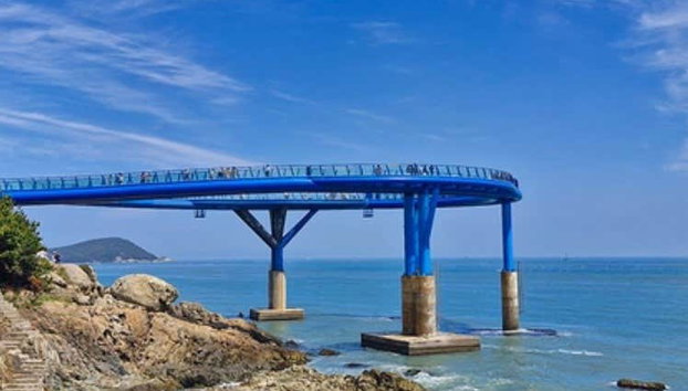 Busan Full-Day Complete City Tour - Foto 4, Step out onto the Cheongsapo Daritdol Skywalk