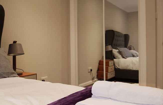 First St John's Hill Apartment 2 - Foto 5