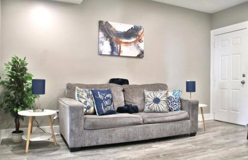 Updated Lakewood Retreat! - Foto 6