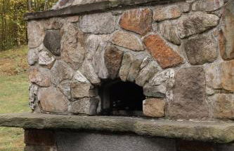 Secluded escape with hot tub, pizza oven, fireplace - Foto 49