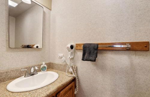 Lakeland Sandy Beach Retreat - Private Escape - Foto 47