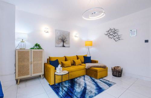 Stunning Home in Altrincham, Large Driveway, Sleeps 7, Perfect For Groups - Foto 2