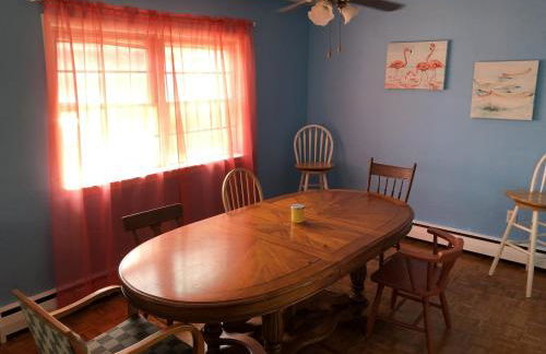 Beach Front on the Bay in our Rustic, Pet Friendly Cottage home - Photo 9