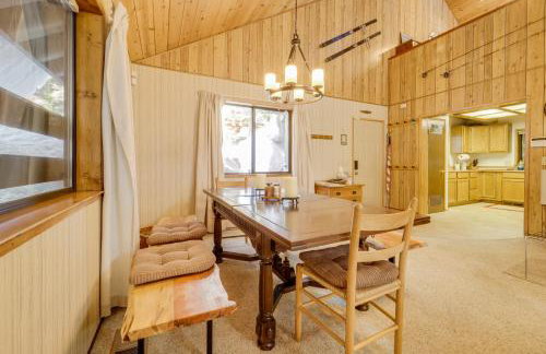 6 Mi to Sugar Bowl Resort Soda Springs Cabin! - Foto 2