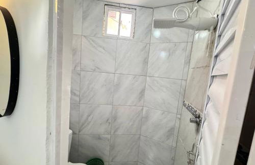 Ap próximo ao Arco com garagem e ar - Foto 17