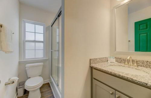 A Sunny Stylish 4BR 3BA - Foto 18