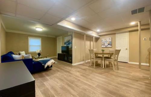 Spacious Home with Pet-Friendly Yard - Foto 18