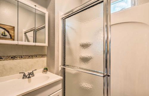 2 Mi to Beach Canal-Front Home in Hudson! - Foto 17