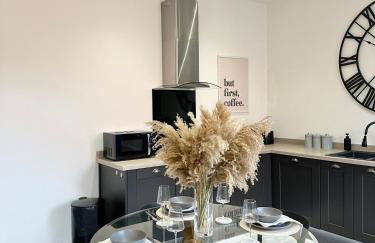 1 BR Apt - Short Lets & Serviced Accommodation Peak District With Free Super-Fast WiFi & Multiple Parking Options - Foto 24