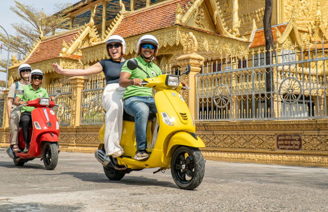 Tour di Phnom Penh in vespa - Foto 1