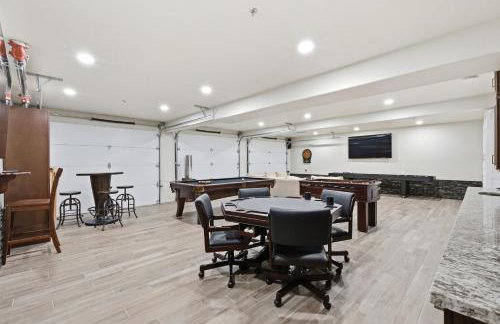 The White House Coveted Triplex Near Lake - Foto 71