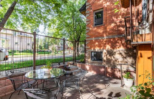 2 Mi to Downtown Denver Stylish Gem with Fireplace! - Foto 24