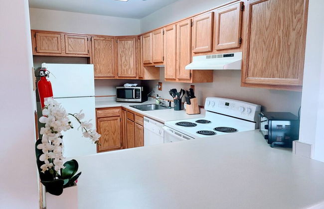 Modern 1BR Retreat in Elkins Park - Long Term - Foto 16