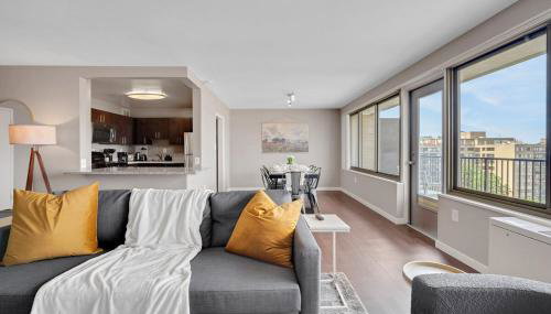 Boutique DCA Unit-Sleeps 7-Free Parking-Great Spot - Foto 1