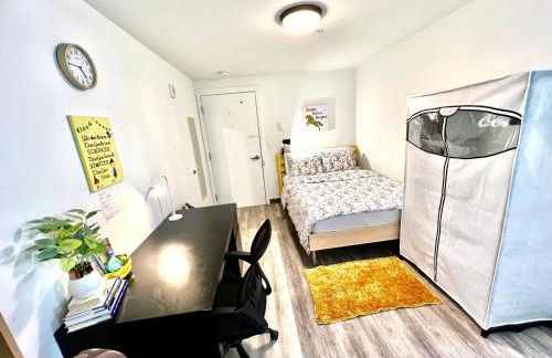 Private Room with own Bathroom 10 Minutes Walk to University of Washington - Foto 7