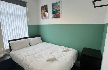 Comfortable 3BR Stay Perfect for 6 Guests - Foto 8