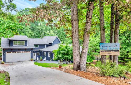 Lakefront, Saltwater Pool, Backyard Oasis, Private Dock, Home Gym - Foto 65