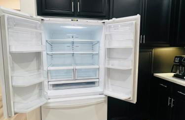 Stylish & Fully Renovated Home! - Foto 17