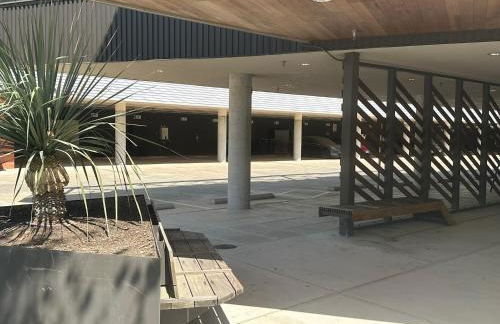 Austin Stylish Studio - Foto 44