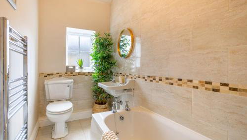 World Heritage Saltaire Stylish Cottage - Foto 5, towels, Shower