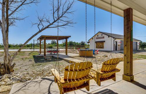 Hot Tub and Fire Pit Possum Kingdom Lake Retreat! - Foto 30