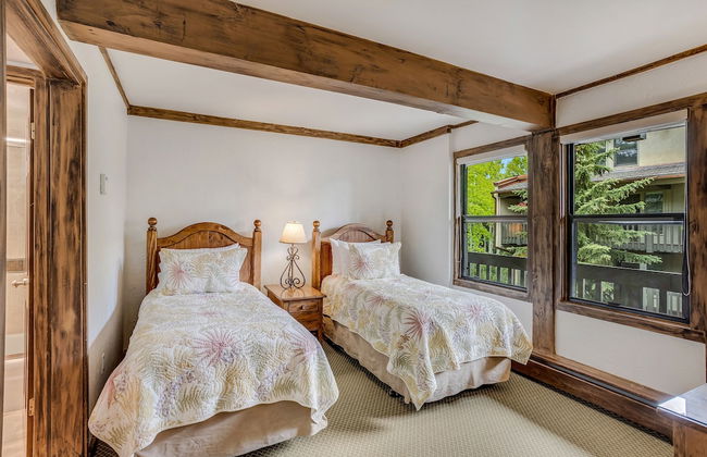 Laurelwood Condominiums - Foto 60