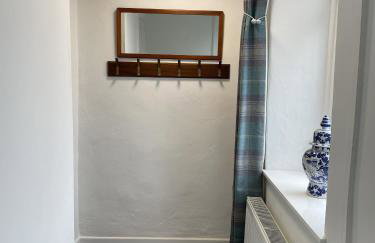 Taylor Way - Superb Apartment with Living Room and Private Gated Parking - Foto 39