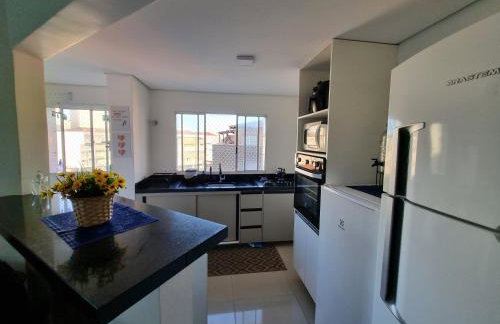 Guarujá tombo apto 150 metros da praia 2 vagas - Foto 12