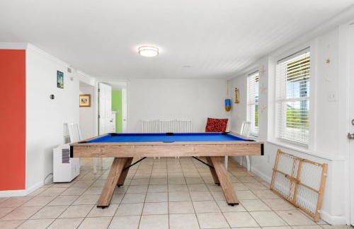 By The Beach by Emerald Isle Realty - Foto 32