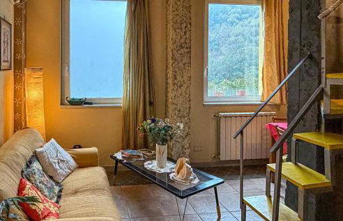 2 Bedroom Lovely Apartment In Valdipino - Foto 5