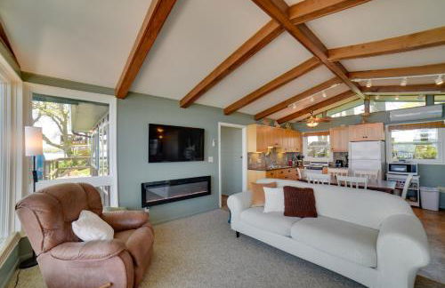 Dreamy Lake Poinsett Cabin with Deck, Dock and Views! - Photo 4