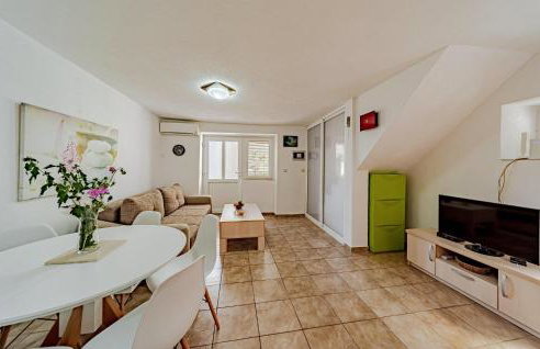 2 Bedroom Gorgeous Home In Hodilje - Photo 20