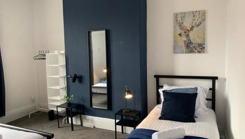 Rawling - Welcoming 3 bed apartment with free Wifi and Free Parking - Foto 2, wardrobe