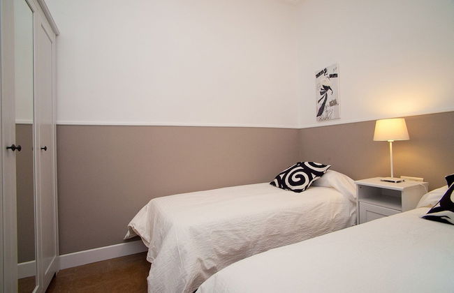 Cute & Spacious Eixample Apartment - Photo 9