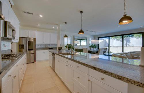 Luxurious and Spacious Family Duplex in Menifee! - Foto 8