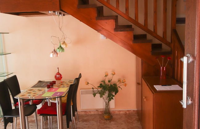 2 Bedroom House near Tombs of the Kings - Photo 22