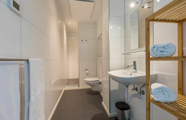 Holiday Home in Vrouwenpolder Near Beach - Photo 19