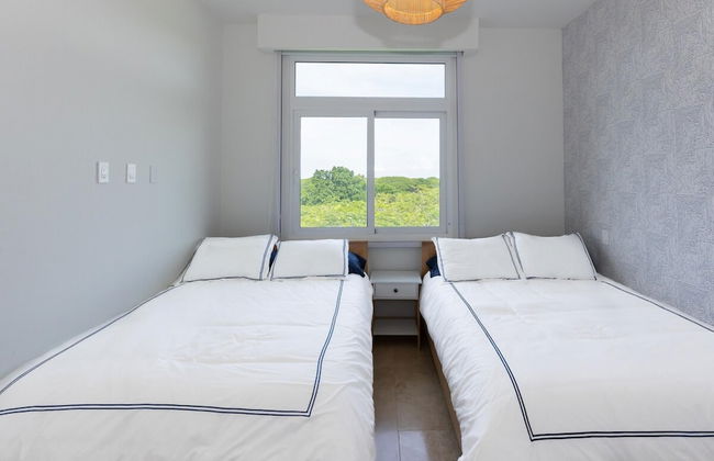 The Couples Condo by Acomodo - Photo 23