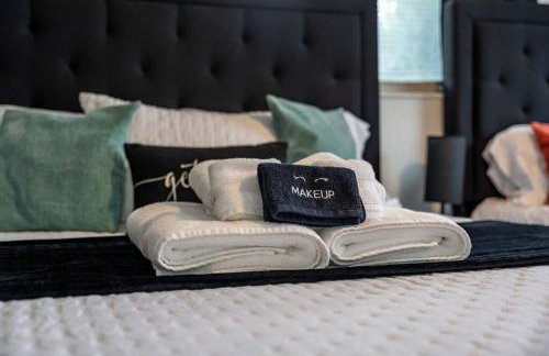 Grotto Pool House, 3 bed, 2 bath, IMG 3 miles, AMI - Foto 48